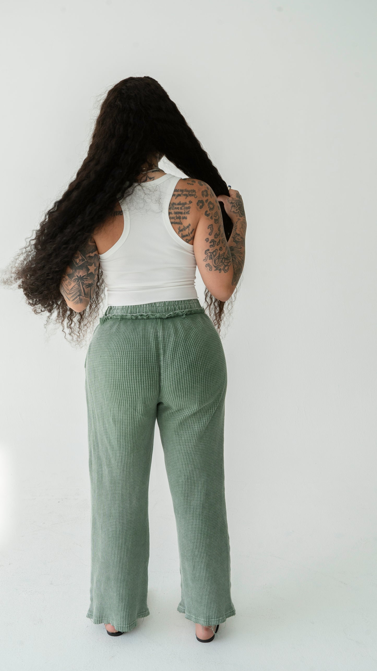 Tbmb flare thin sweats
